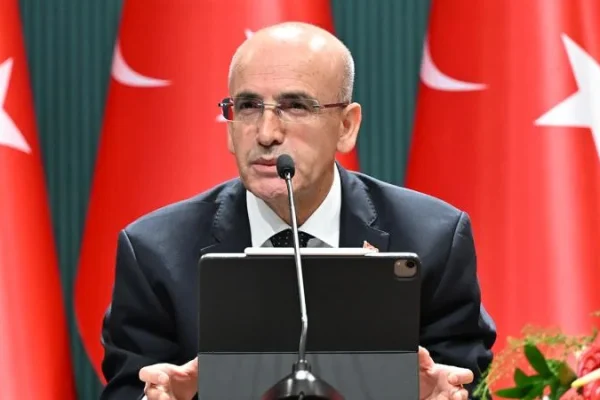 Bakan Şimşek: TL mevduatın payı son 11 yılın zirvesine çıktı