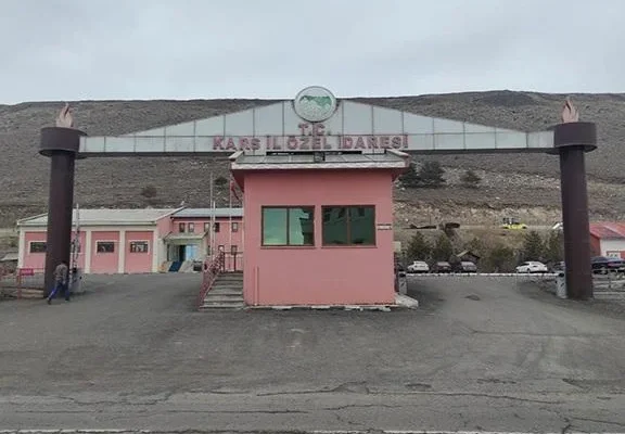 Kars İl Özel İdaresi’nden 55 kişilik personel alımına iptal kararı