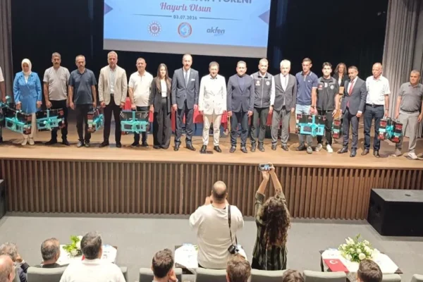 Akfen hastane grubu’ndan Isparta muhtarlarına dijital destek