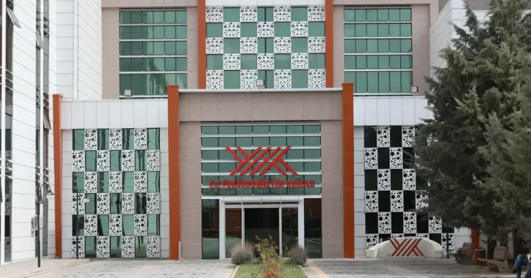 YÖK’ten depremzede üniversite öğrencilerine bir yıl daha destek