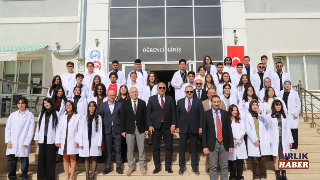 Aksaray’da Veteriner Hekim Adayları Beyaz Önlük Giydi
