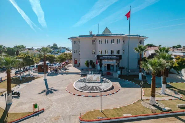 Seferihisar Belediyesi’nde 48 şüpheli hakkında gözaltı kararı