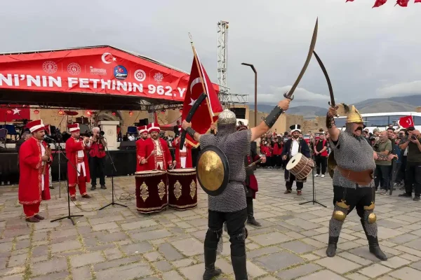 Ani’nin Fethinin 962. Yılı coşkuyla kutlandı