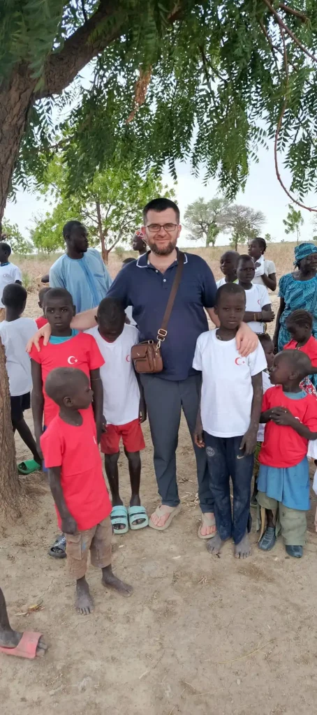 Çekmeköy’den Afrika’ya iyilik seferberliği