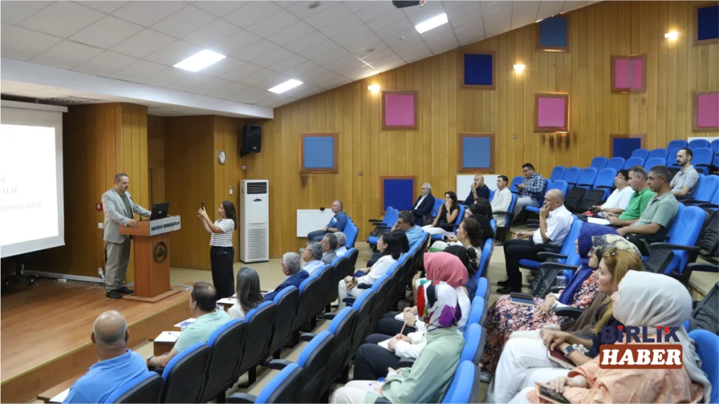 Sağlık Bilimleri Fakültesinde kalite ve  akreditasyon süreçleri ele alındı