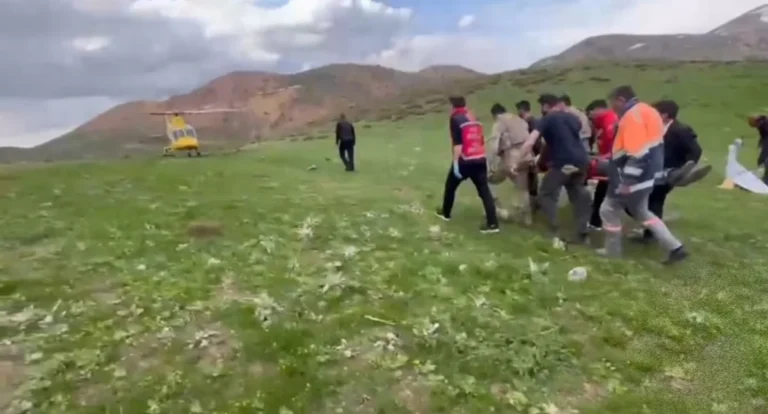 Erzurum’da nefes kesen kurtarma: Yaralı vatandaş helikopterle kurtarıldı