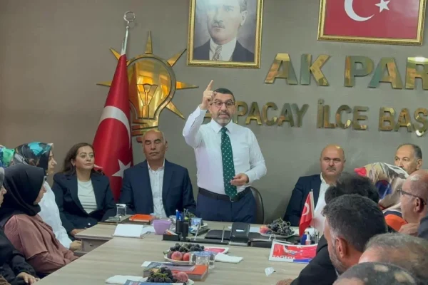 Arpaçay’da teşkilat çalışmaları ve yatırımlar masaya yatırıldı