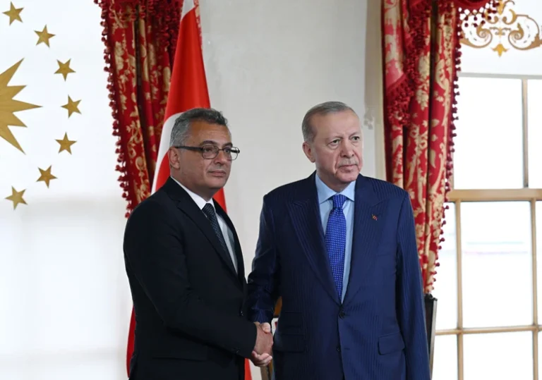 Cumhurbaşkanı Erdoğan’dan KKTC Cumhurbaşkanı Erhürman’a geçmiş olsun telefonu
