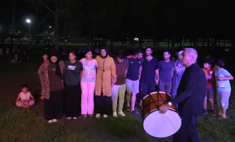 Urfa Ahengi’yle türkü ve halay coşkusu