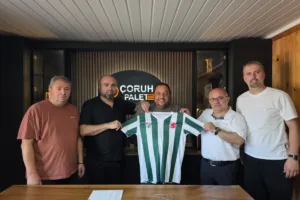 Artvinspor’un Kadın Voleybolu Projesine Bursa iş dünyasından destek