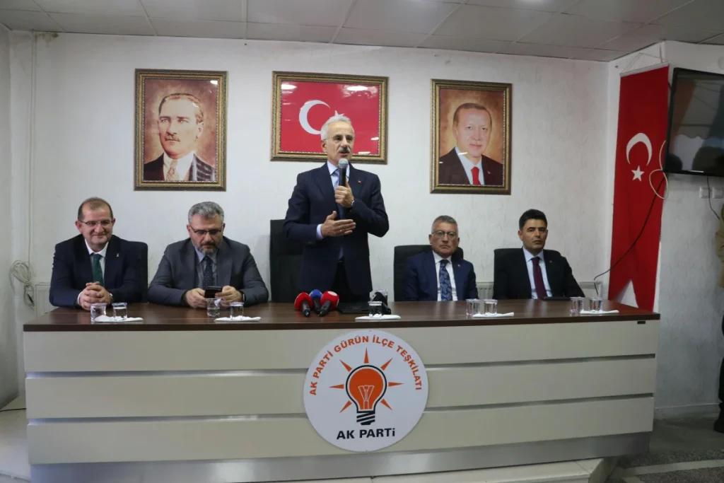 Bakan Uraloğlu; insanların gönlüne köprü kuruyoruz