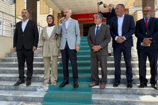 Vali Çiçekli’nden itiraf: “Büyük Cehalet Etmişim, İdarecilik Ateşten Gömlekmiş”