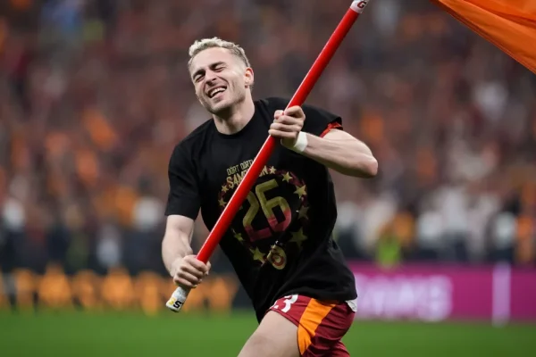 Barış Alper Yılmaz’dan Okan Buruk’a övgü dolu sözler