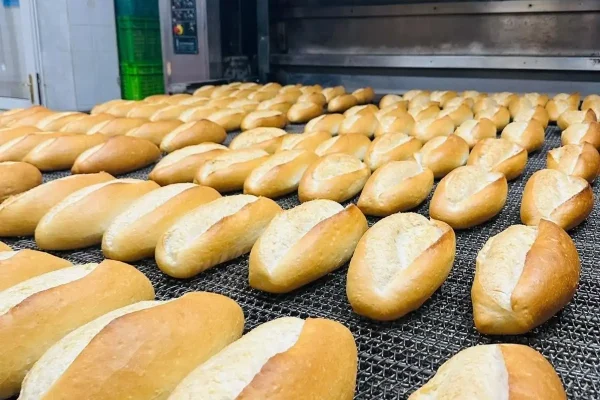 Kars’ta ekmek fiyatlarına zam: Yeni tarife 15 lira oldu