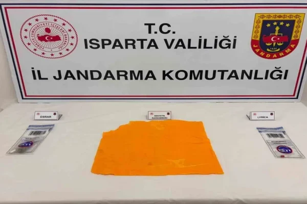 Isparta’da 10 bin kullanımlık sentetik uyuşturucu ele geçirildi