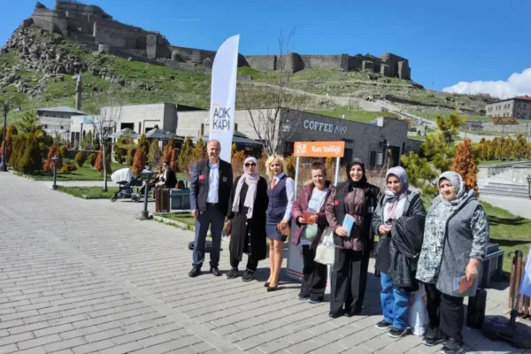 Kars’ta kadına yönelik şiddetle mücadele çalışmaları aralıksız sürüyor