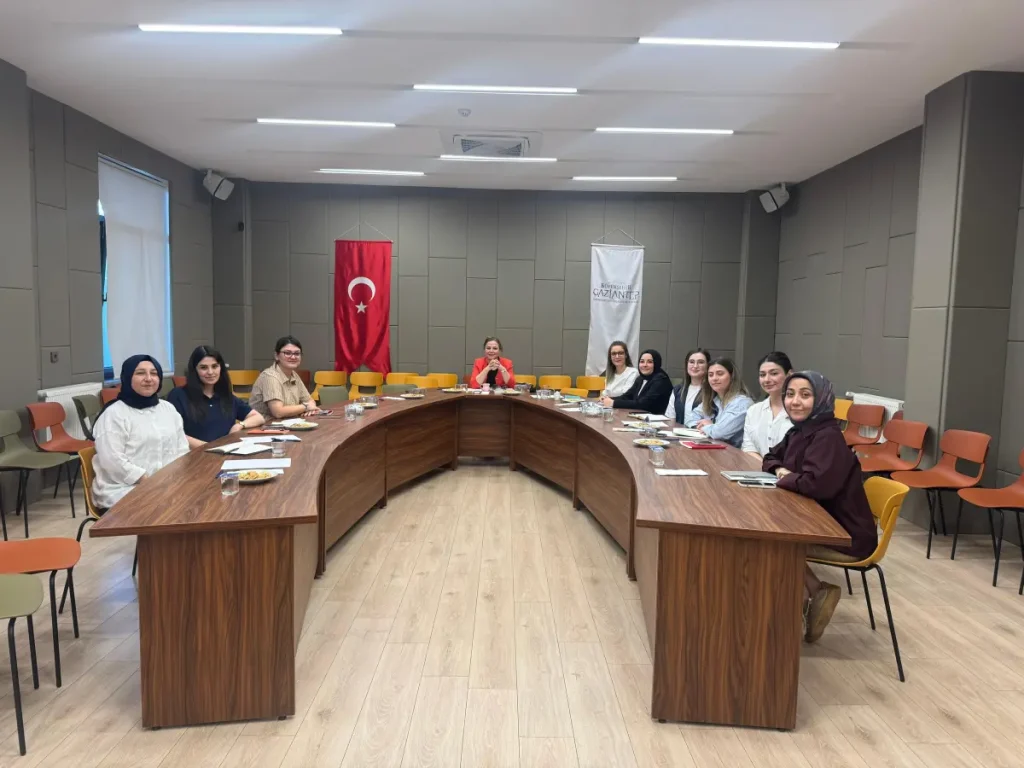 Beyaz Ev Aile Merkezi modeli Gaziantep’te tanıtıldı
