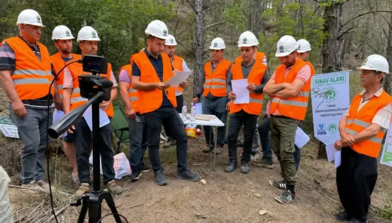 Antalya’da orman işçilerine MYK sınavı yapıldı