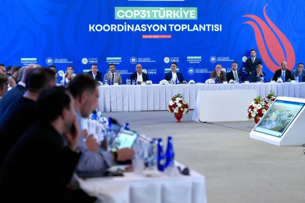 Bakan Kurum Antalya’da konuştu: “Dünya Antalya’da buluşacak”