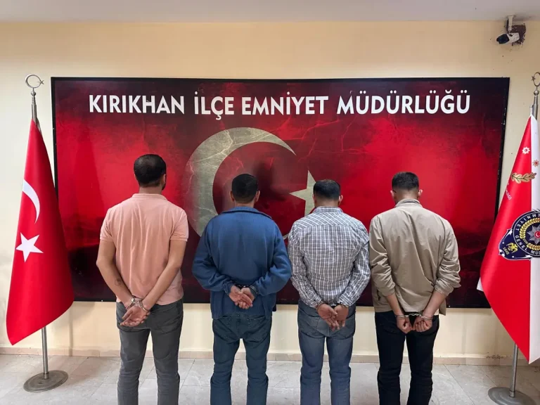 Hatay’da iş yerini kurşunlayan 4 şüpheli tutuklandı