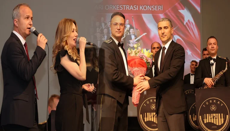 TÜRKAY’dan Afyonkarahisar’da unutulmaz konser