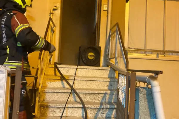 Balıkesir’de ev yangını: 1 kişi etkilendi
