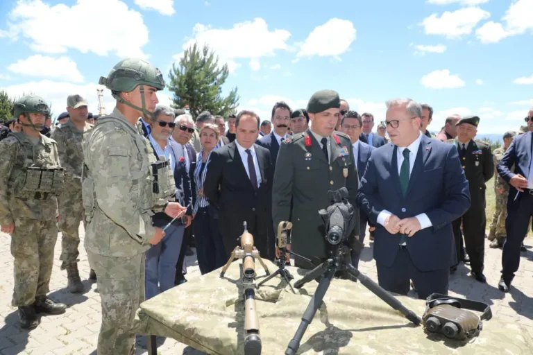 Kahraman Türk Kara Kuvvetleri’nin 2235. Kuruluş Yıl Dönümü Kars’ta kutlandı