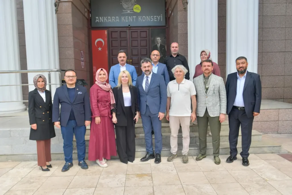 Türkiye’nin sağlık alanındaki öncü isimleri AKK’de: “Ankara’ya sahip çıkan, memleketine de sahip çıkmış olur”