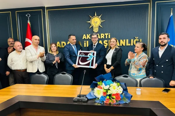 AK Parti Sarıçam Teşkilatı’ndan İl Başkanı Mustafa Özkan’a hayırlı olsun ziyareti