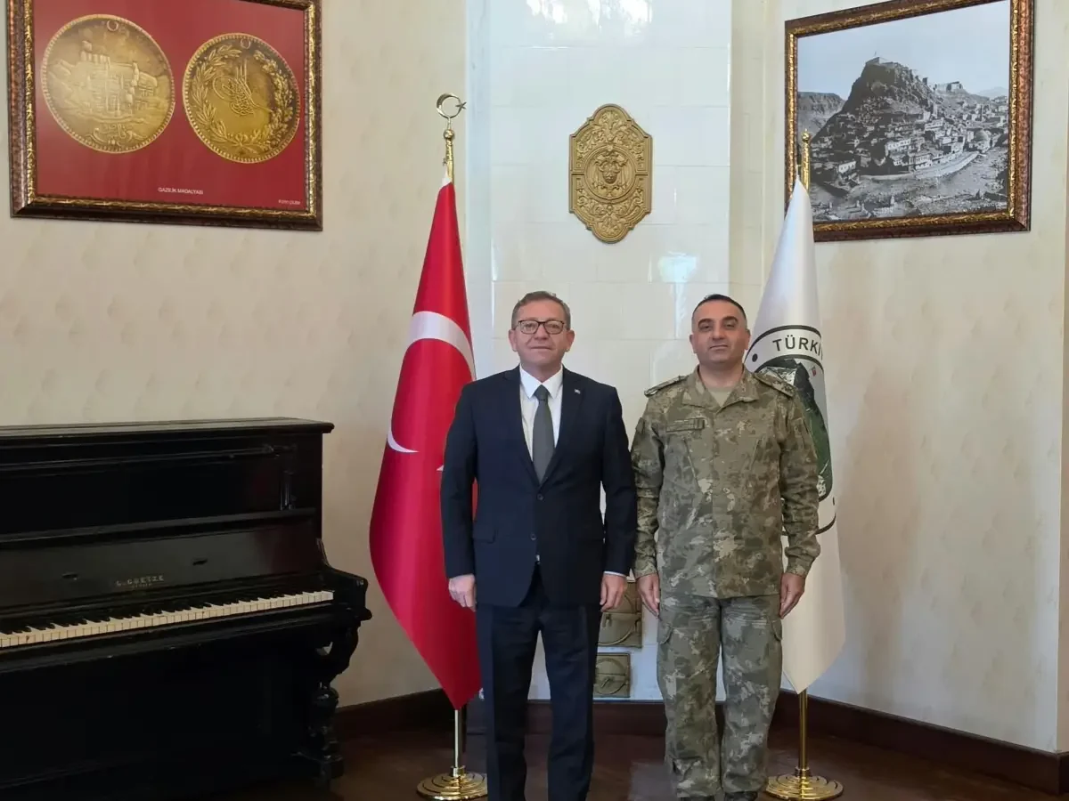 Tuğgeneral Uğur Özyurt’tan Vali Ziya Polat’a Ziyaret