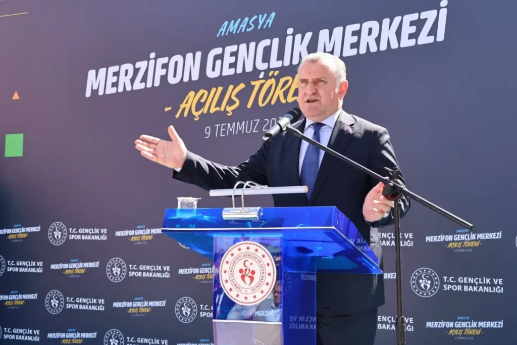 Bakan Bak Amasya’da spor yatırımlarının açılışını gerçekleştirdi