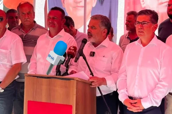 Görevine son verilen Karaca’dan sert çıkış: “Hadi gelin de bizi buradan atın”