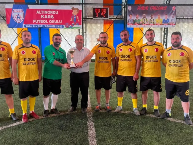 Kars’ta Müftülükler Arası Futbol Turnuvası’nda Şampiyon Kağızman Müftülüğü oldu