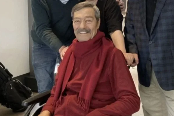 Kadir İnanır 77 yaşında yaşamını yitirdi