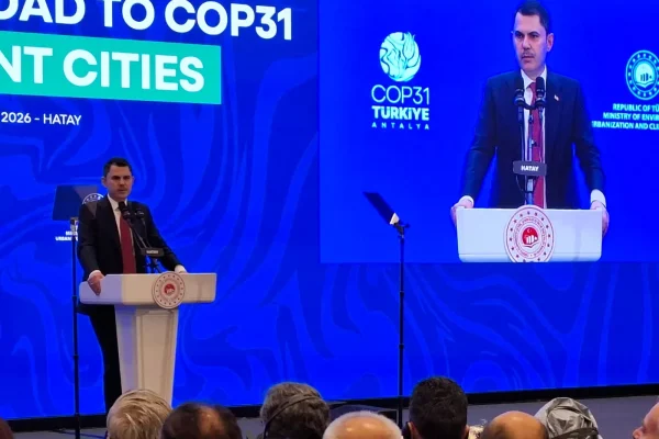 Hatay’da “Dirençli Şehirler” paneli: Murat Kurum’dan iklim ve şehircilik vurgusu