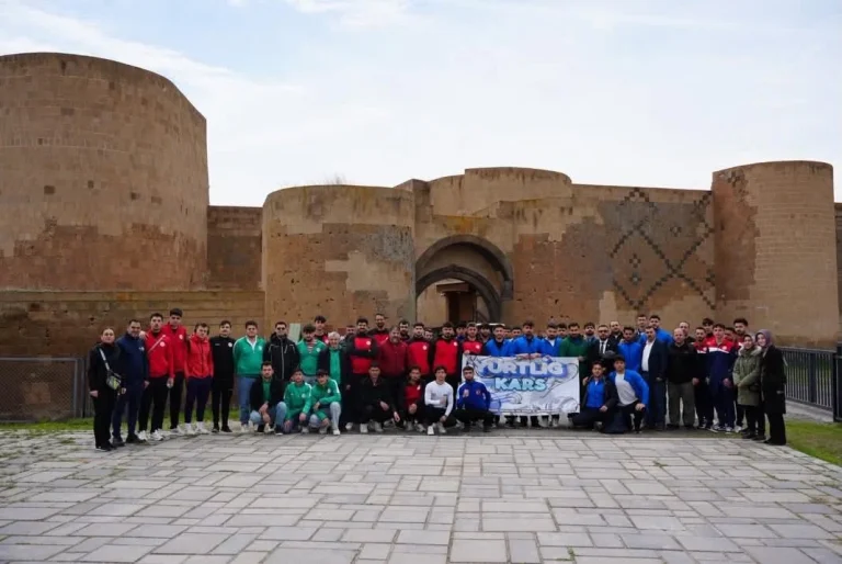 YurtLig Güreş Türkiye Şampiyonası’nda sporculara tarihi yolculuk