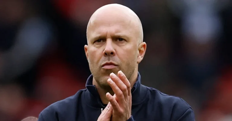 Liverpool’da flaş ayrılık! Arne Slot’un görevine son verildi