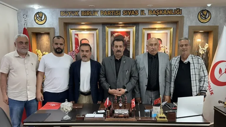 Sivas Gazeteciler Cemiyeti’nde görev değişimi