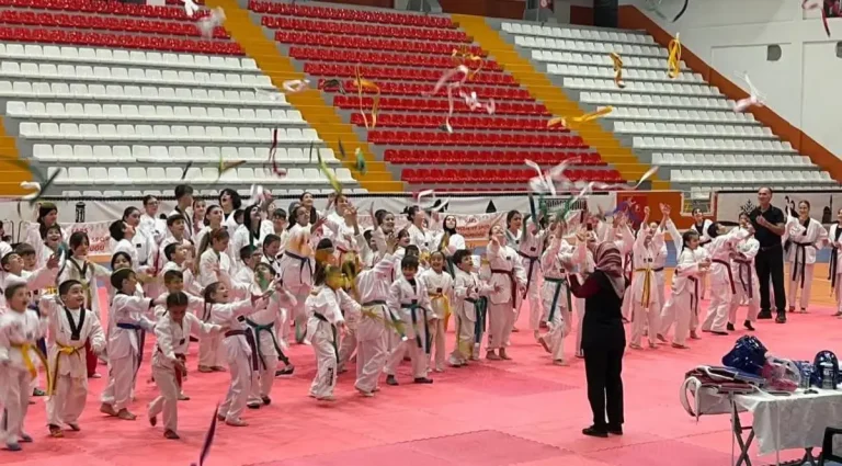 Kars’ta Taekwondo Kuşak Sınavı heyecanı yaşandı
