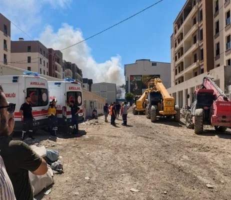 Malatya’da konteyner kent alevlere teslim oldu