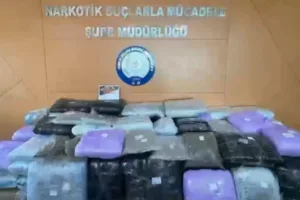 Narkotikten dev operasyon: 371 kilo uyuşturucu ele geçirildi