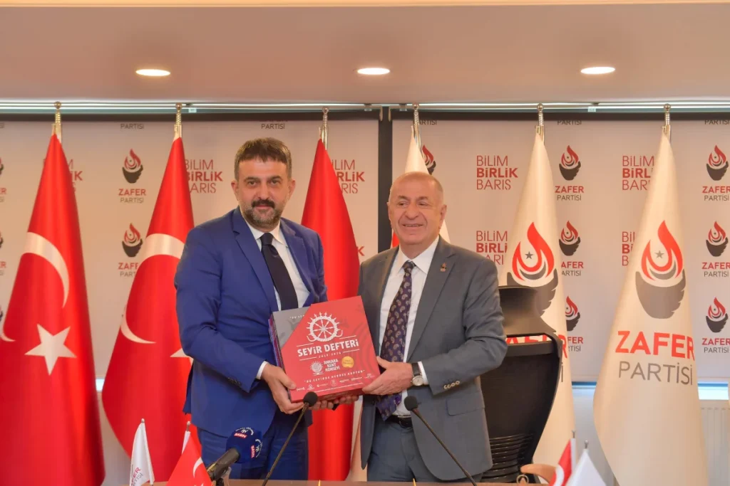 Ankara Kent Konseyi Başkanı Yılmaz Zafer Partisi Genel Başkanı Ümit Özdağ’ı ziyaret etti