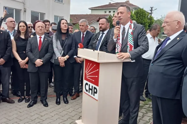 CHP’li Başarır Düzce’de “Parayı sevsek AK Parti’ye geçerdik” dedi