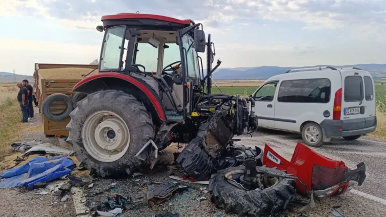 Amasya’da cenaze dönüşü kaza: 3 kişi hayatını kaybetti