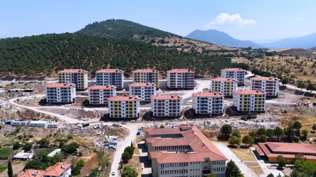 Bakan Kurum: Yalnız bırakmadık, bırakmayız