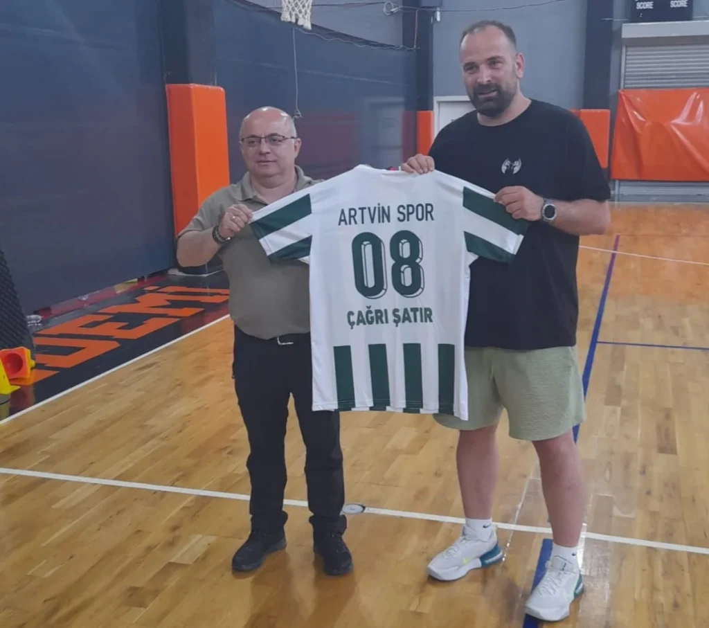 Artvinspor kadın voleybol takımı için destek arayışında
