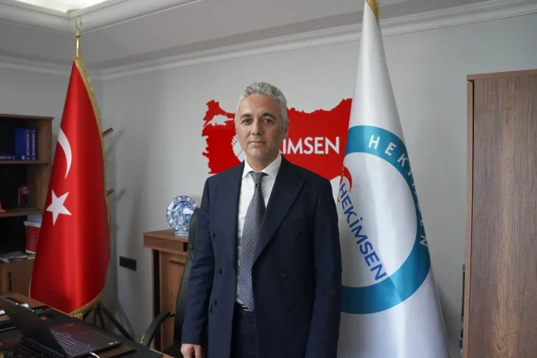 Hekimsen Başkanı Uzm. Dr. Adil Kurban’dan sağlıkta şiddete karşı müzikli protesto