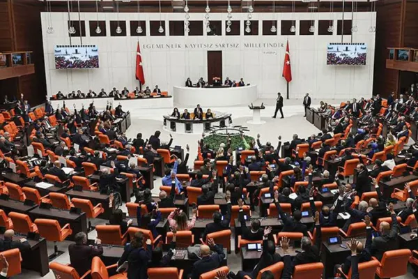 Öğrenci affı TBMM genel kurulunda kabul edildi