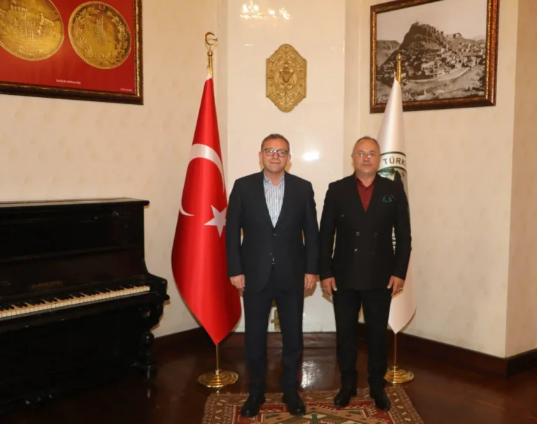 Kars Valiliği’nde 29 yıllık hizmete duygusal veda