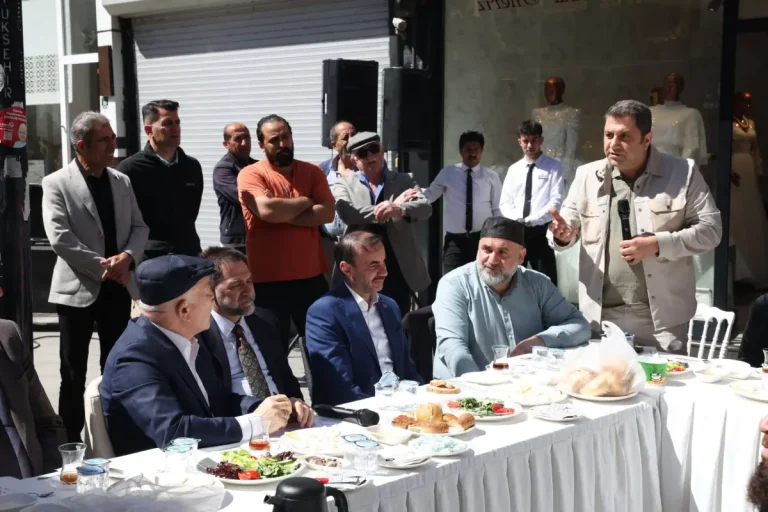 Başkan Sekmen noktayı koydu: Taşmağazaları yıkılmayacak